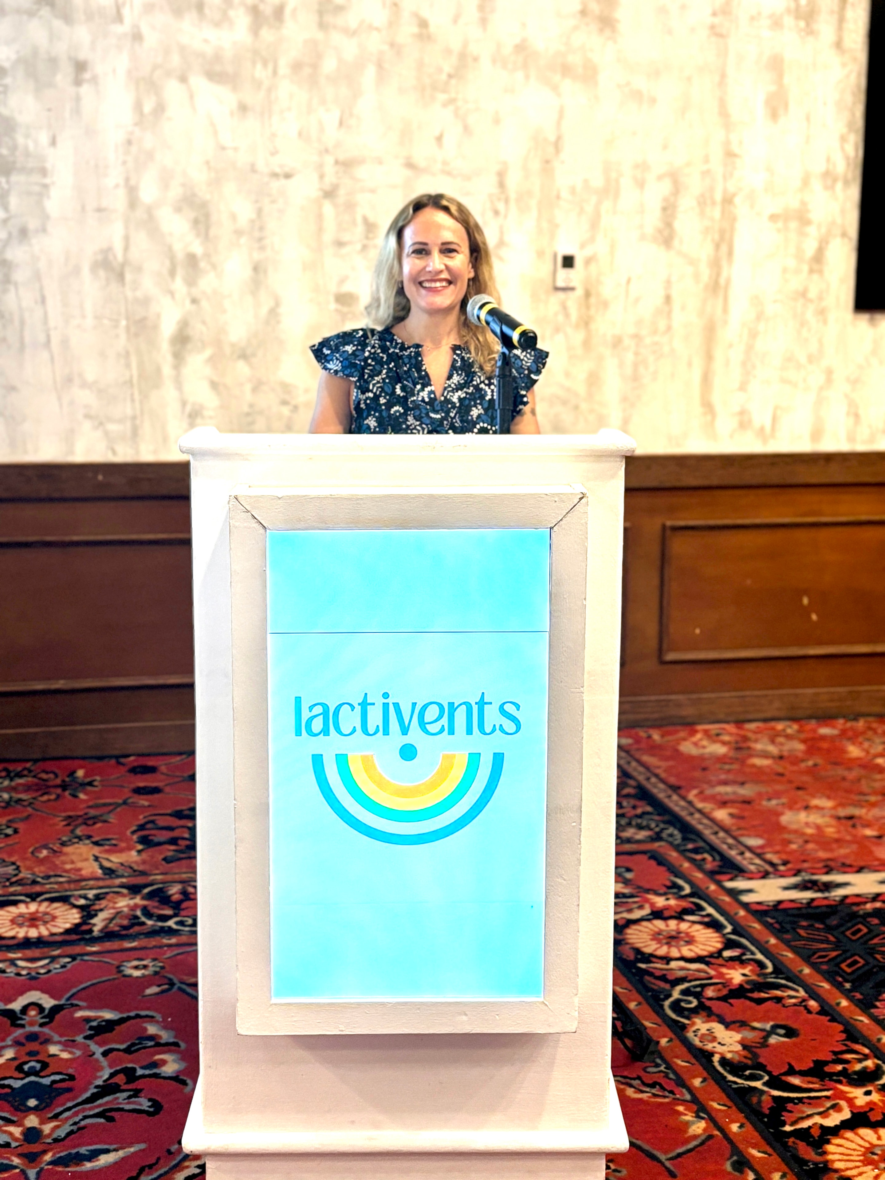 Speaker at the Lactivents podium